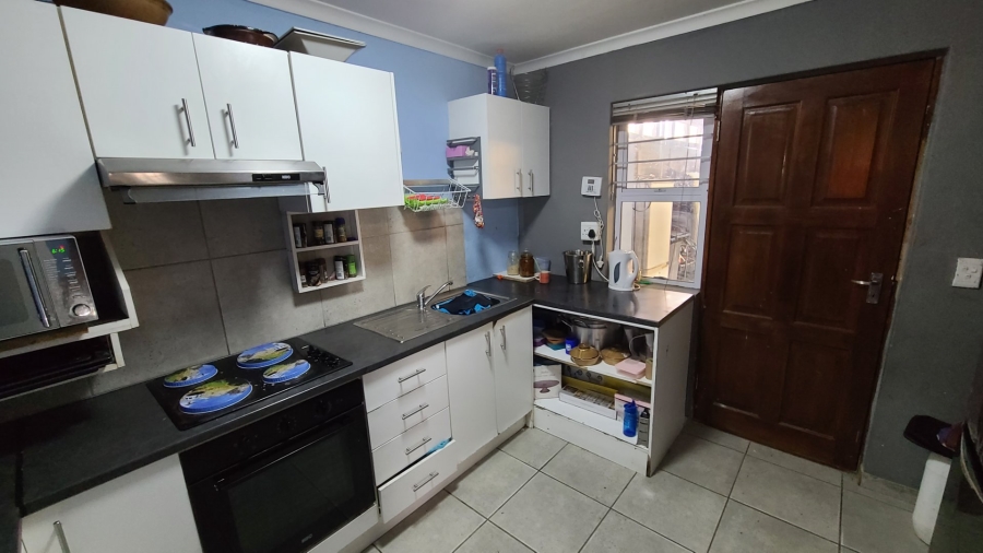 3 Bedroom Property for Sale in Bishop Lavis Western Cape